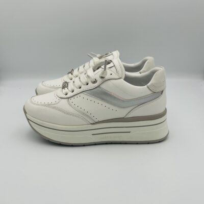 Janet & Janet Sneakers White Silver